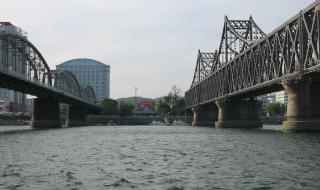 鸭绿江大桥 鸭绿江大桥